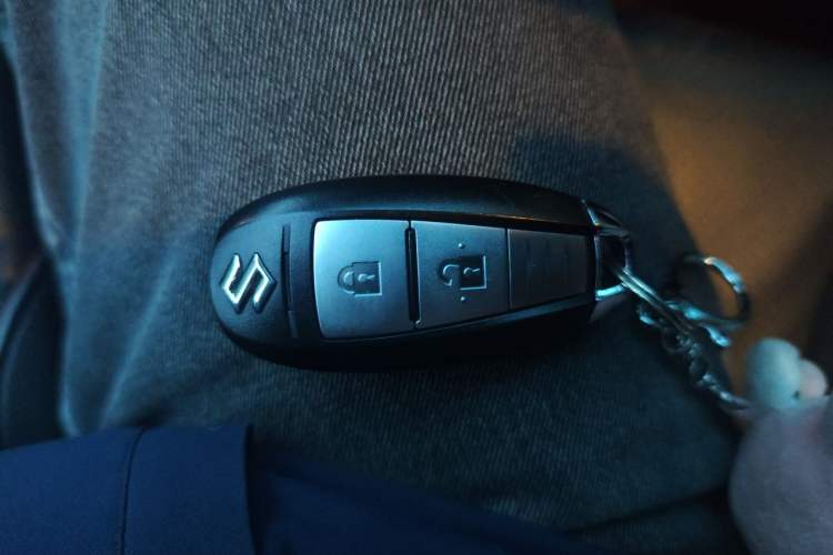 Used Suzuki S-Cross 2014 1.6L CVT Two-Wheel Drive Elite Version Vehicle Key