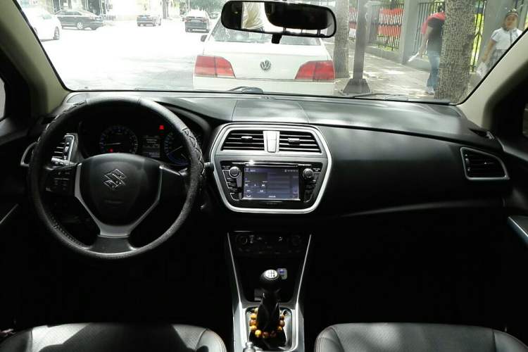 Used Suzuki S-Cross 2014 1.6L Manual Two-Wheel Drive Elite Model Vehicle Key