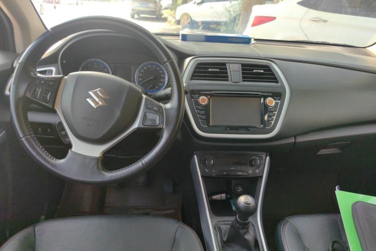 Used Suzuki S-Cross 2014 1.6L Manual Two-Wheel Drive Elite Model Center Console