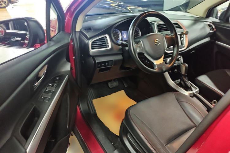 Used Suzuki S-Cross 2014 1.6L CVT Two-Wheel Drive Elite Version Driver Seat