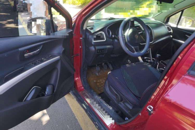 Used Suzuki S-Cross 2014 1.6L Manual Two-Wheel Drive Entry Model Driver Seat