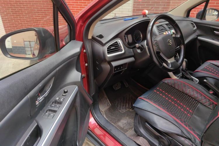 Used Suzuki S-Cross 2014 1.6L CVT Two-Wheel Drive Elite Version Driver Seat