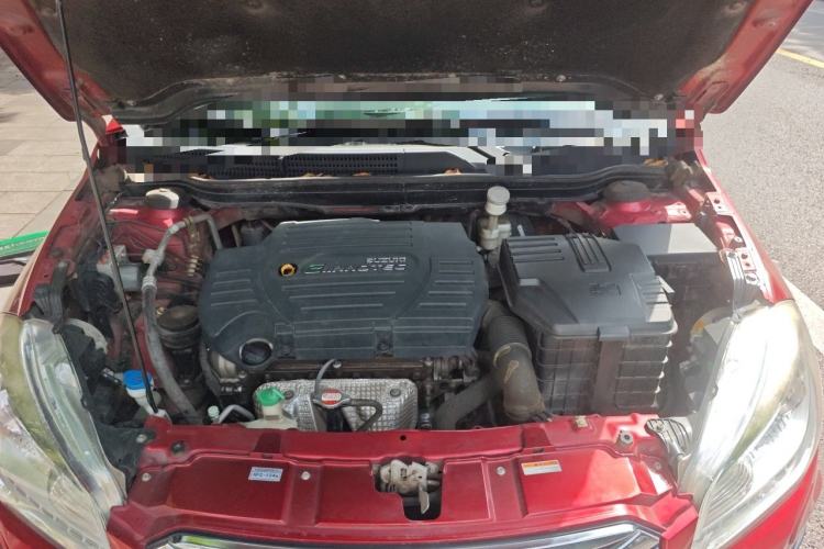 Used Suzuki S-Cross 2014 1.6L CVT Two-Wheel Drive Elite Version Engine Bay