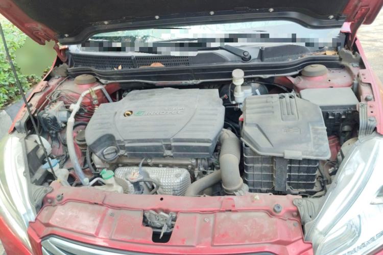Used Suzuki S-Cross 2014 1.6L CVT Two-Wheel Drive Elite Version Engine Bay