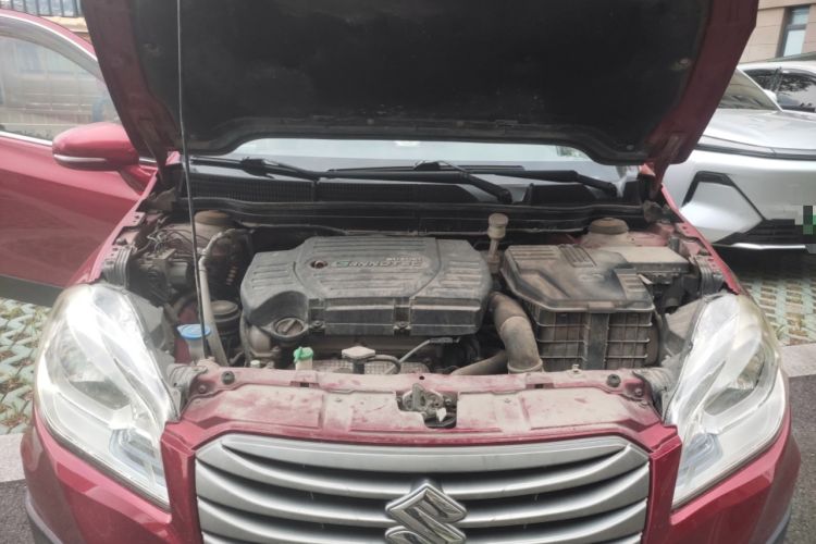 Used Suzuki S-Cross 2014 1.6L CVT Two-Wheel Drive Entry Model Engine Bay