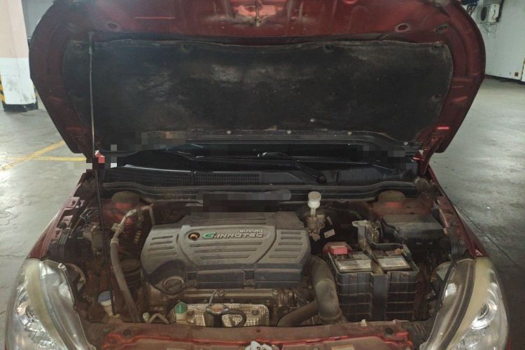 Used Suzuki S-Cross 2014 1.6L CVT Two-Wheel Drive Elite Version Engine Bay