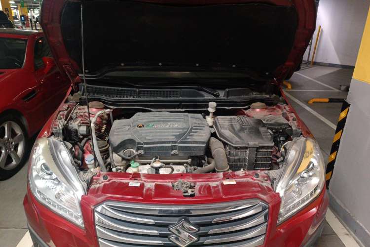 Used Suzuki S-Cross 2014 1.6L CVT Two-Wheel Drive Elite Version Engine Bay