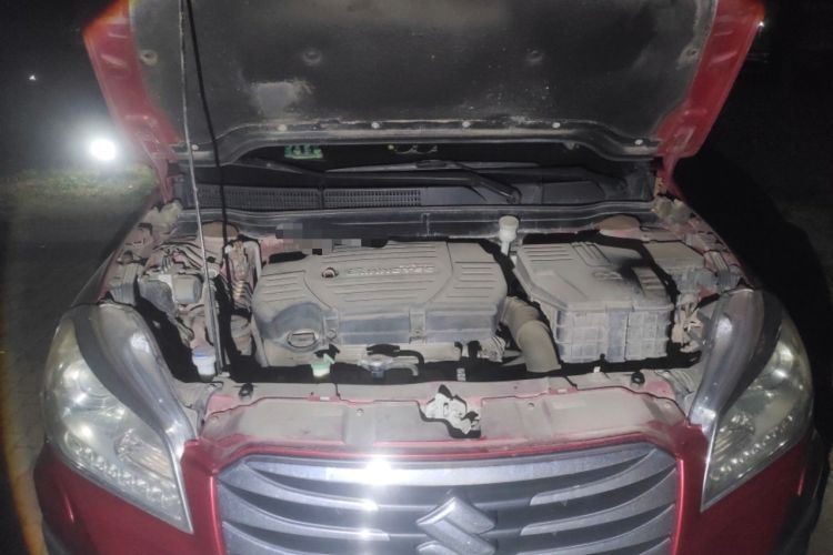 Used Suzuki S-Cross 2014 1.6L CVT Two-Wheel Drive Elite Version Engine Bay