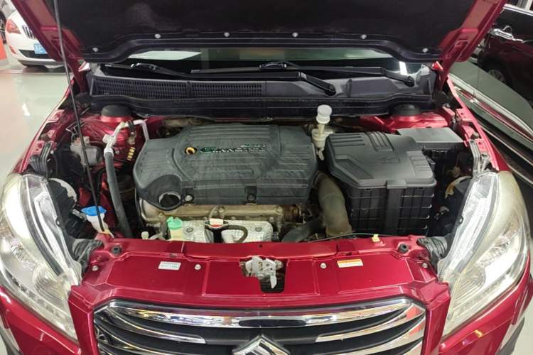 Used Suzuki S-Cross 2014 1.6L CVT Two-Wheel Drive Elite Version Engine Bay