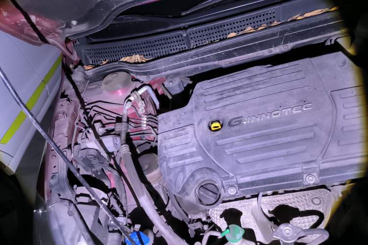 Used Suzuki S-Cross 2014 1.6L Manual Two-Wheel Drive Elite Model Engine Bay Right