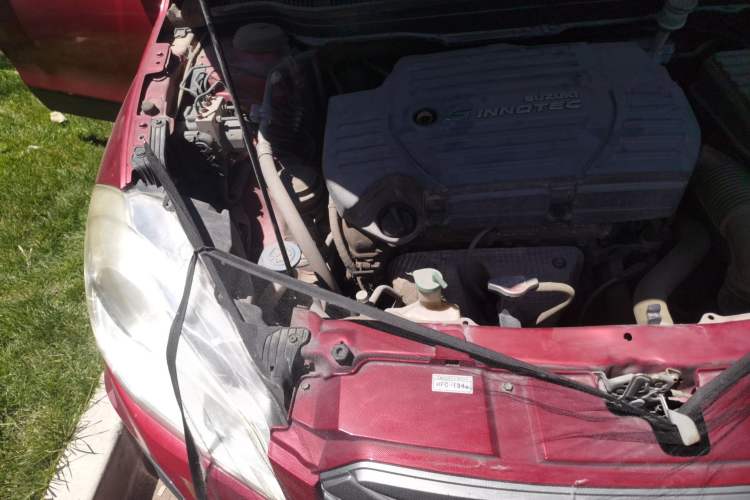 Used Suzuki S-Cross 2014 1.6L Manual Two-Wheel Drive Entry Model Engine Bay Right