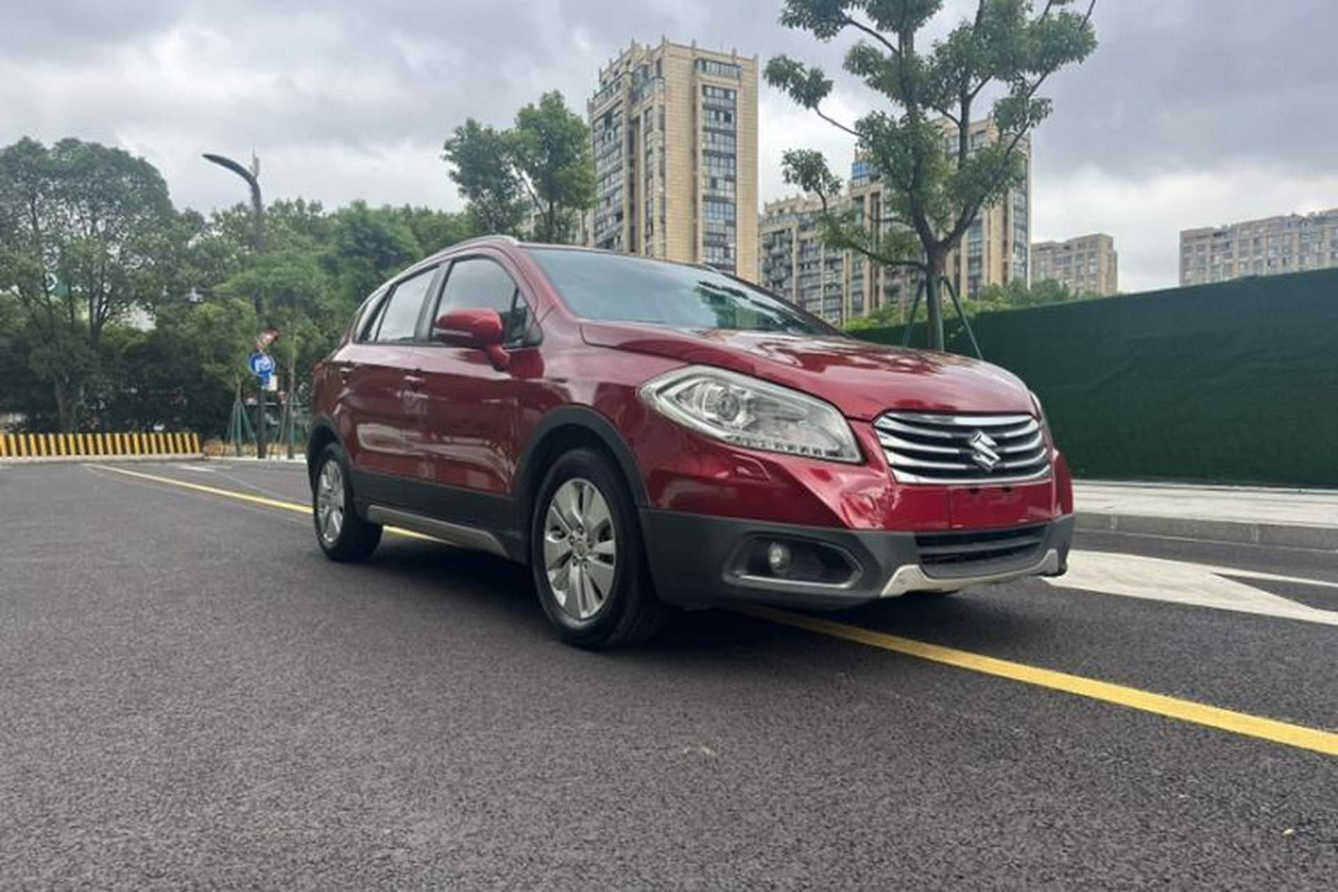 Used Suzuki S-Cross 2014 1.6L CVT Two-Wheel Drive Elite Version Exterior 1