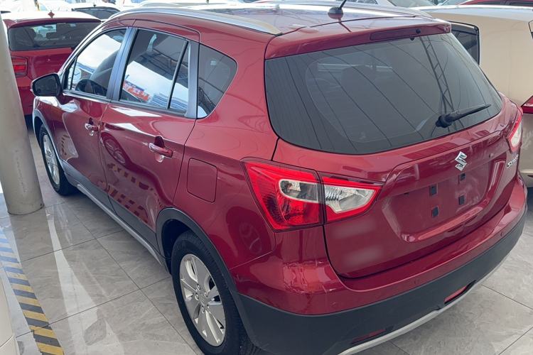 Used Suzuki S-Cross 2014 1.6L CVT Two-Wheel Drive Elite Version Exterior 3
