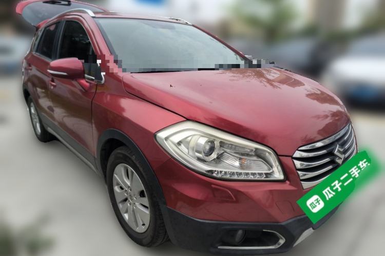 Used Suzuki S-Cross 2014 1.6L CVT Two-Wheel Drive Elite Version Front Right 45 Deg