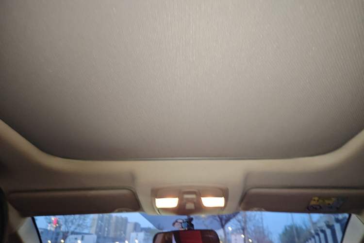 Used Suzuki S-Cross 2014 1.6L Manual Two-Wheel Drive Elite Model Headliner