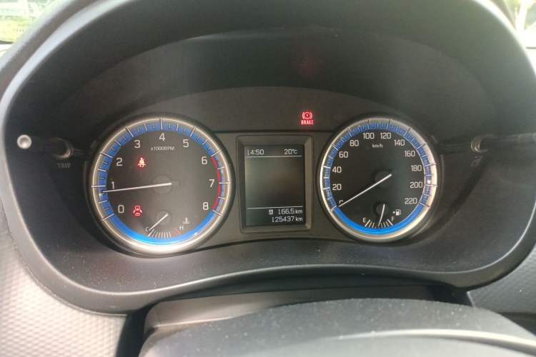 Used Suzuki S-Cross 2014 1.6L Manual Two-Wheel Drive Entry Model Instrument Cluster