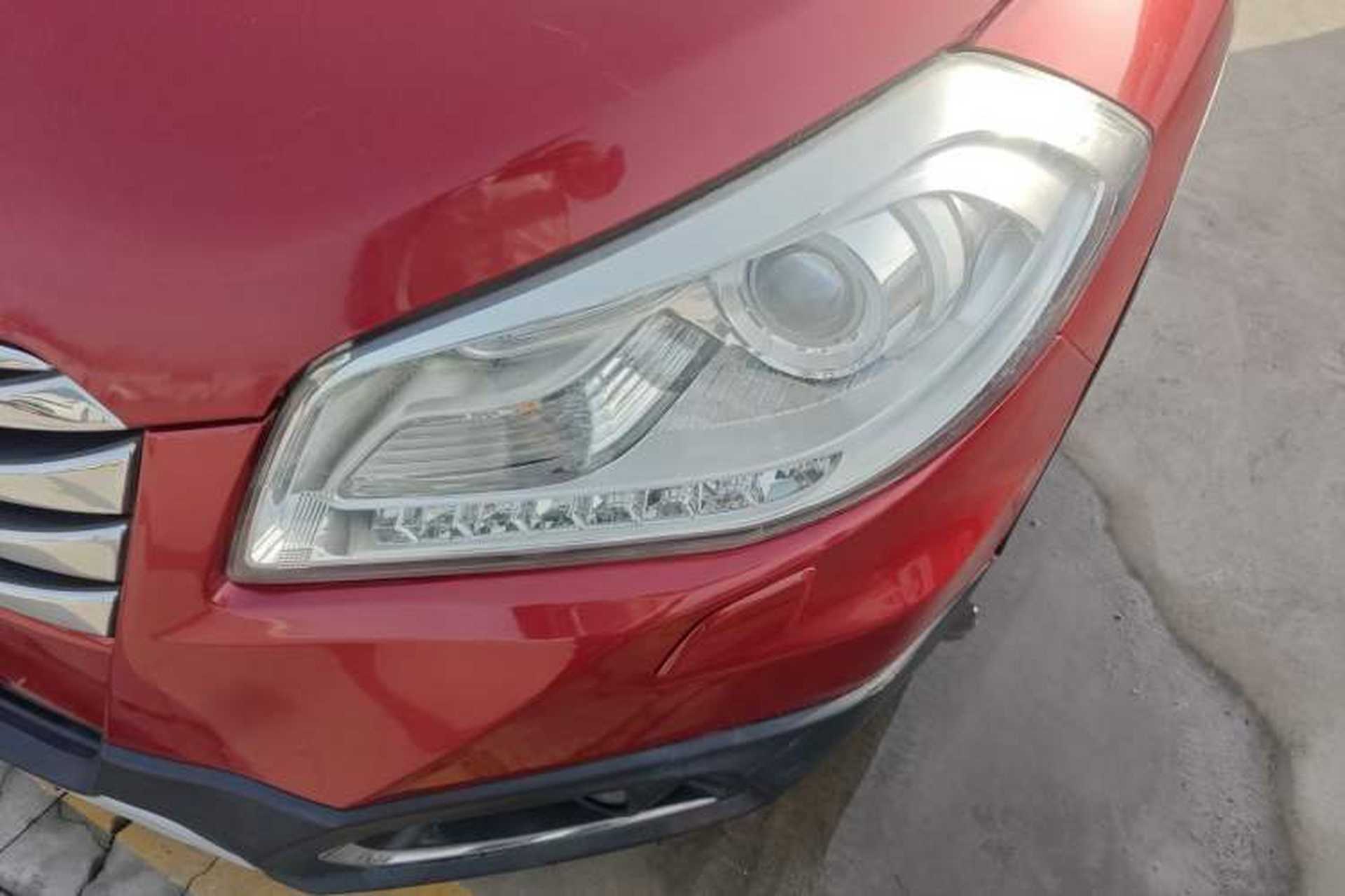 Used Suzuki S-Cross 2014 1.6L CVT Two-Wheel Drive Elite Version Left Front Headlight