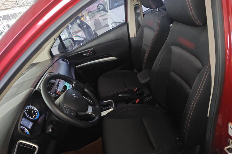 Used Suzuki S-Cross 2014 1.6L CVT Two-Wheel Drive Entry Model Left Front Seat
