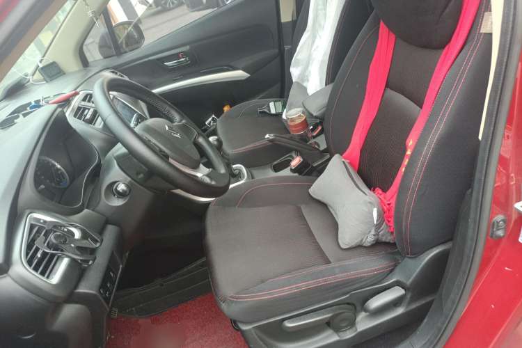 Used Suzuki S-Cross 2014 1.6L Manual Two-Wheel Drive Entry Model Left Front Seat