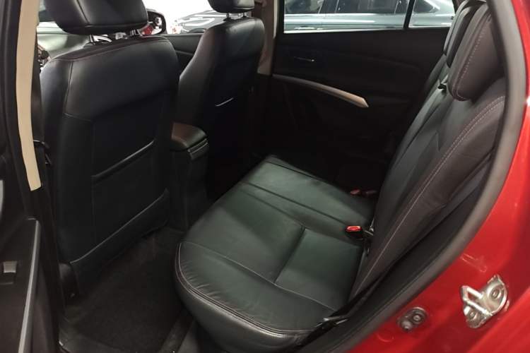 Used Suzuki S-Cross 2014 1.6L CVT Two-Wheel Drive Elite Version Left Rear Seat