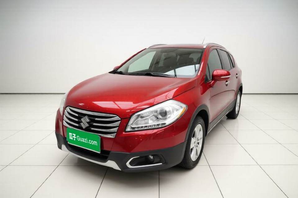 Suzuki S-Cross 2014
