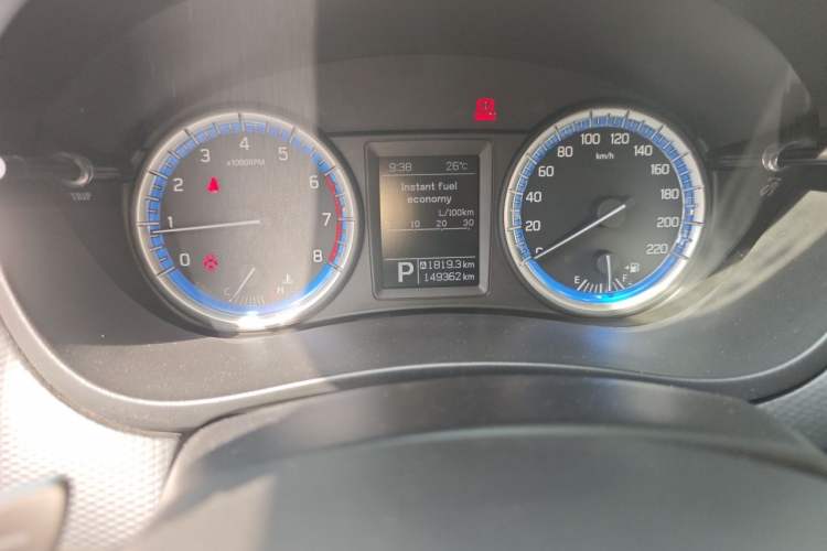 Used Suzuki S-Cross 2014 1.6L CVT Two-Wheel Drive Elite Version Odometer Close Up