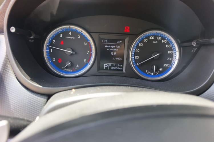 Used Suzuki S-Cross 2014 1.6L CVT Two-Wheel Drive Elite Version Odometer Close Up