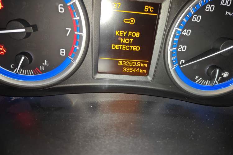 Used Suzuki S-Cross 2014 1.6L Manual Two-Wheel Drive Elite Model Odometer Close Up