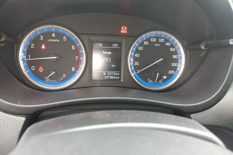 Used Suzuki S-Cross 2014 1.6L Manual Two-Wheel Drive Entry Model Odometer Close Up