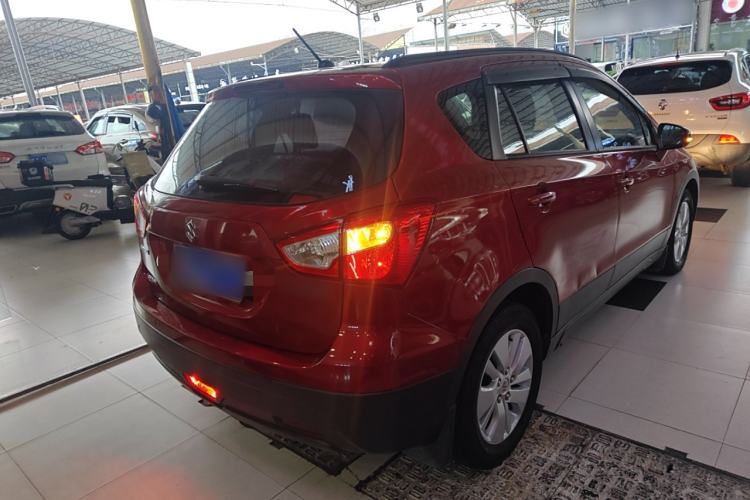 Used Suzuki S-Cross 2014 1.6L CVT Two-Wheel Drive Entry Model Rear Right 45 Deg