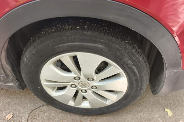 Used Suzuki S-Cross 2014 1.6L CVT Two-Wheel Drive Elite Version Right Front Wheel Hub