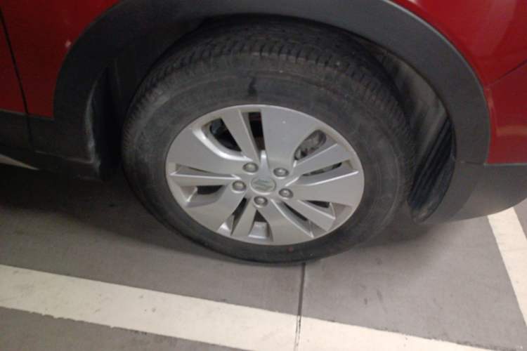 Used Suzuki S-Cross 2014 1.6L CVT Two-Wheel Drive Elite Version Right Front Wheel Hub