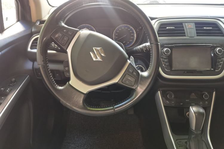 Used Suzuki S-Cross 2014 1.6L CVT Four-Wheel Drive Luxury Version Steering Wheel