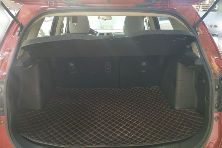 Used Suzuki S-Cross 2014 1.6L CVT Four-Wheel Drive Luxury Version Trunk