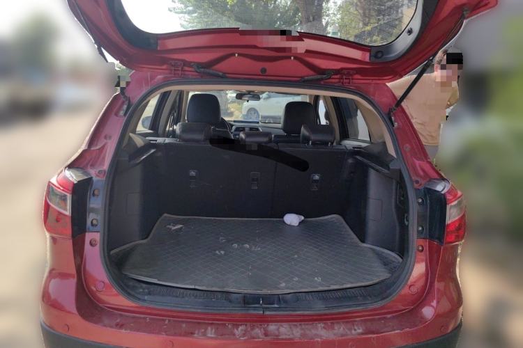 Used Suzuki S-Cross 2014 1.6L Manual Two-Wheel Drive Elite Model Trunk