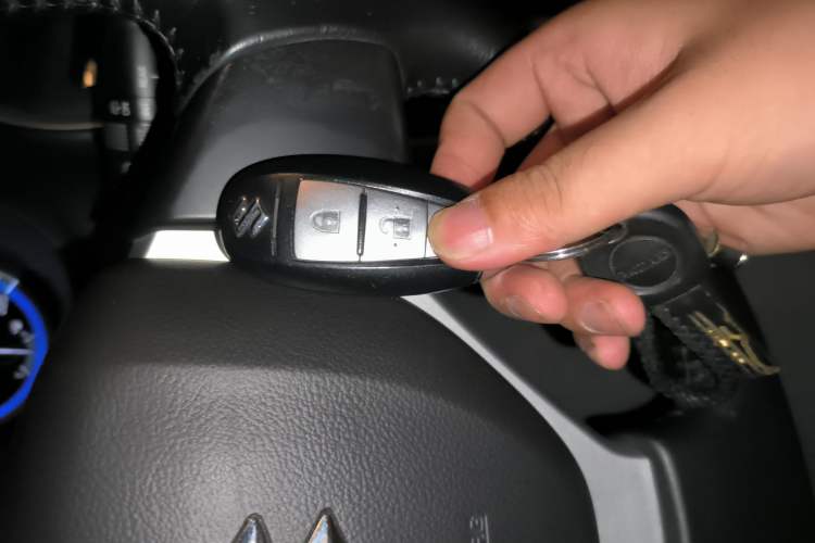 Used Suzuki S-Cross 2014 1.6L Manual Two-Wheel Drive Elite Model Vehicle Key