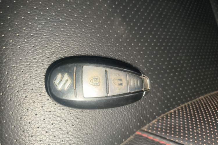Used Suzuki S-Cross 2014 1.6L CVT Two-Wheel Drive Elite Version Vehicle Key