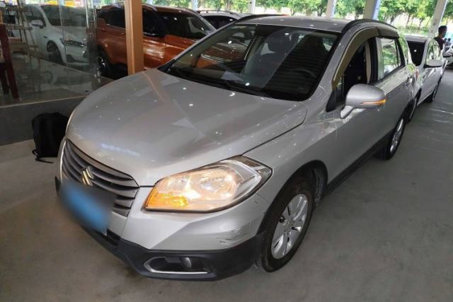 Suzuki S-Cross 2014 1.6L CVT Two-Wheel Drive Entry Model с пробегом