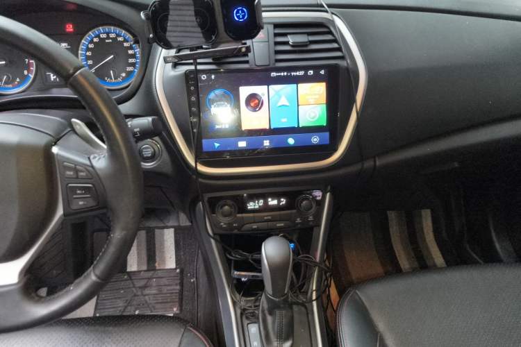 Used Suzuki S-Cross 2014 1.6L CVT Four-Wheel Drive Luxury Version Audio And AC Panel
