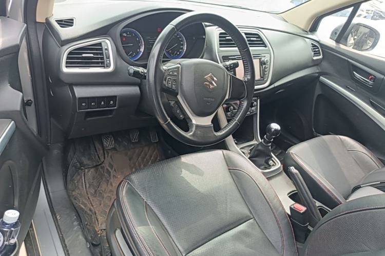 Used Suzuki S-Cross 2014 1.6L Manual Two-Wheel Drive Elite Model Center Console