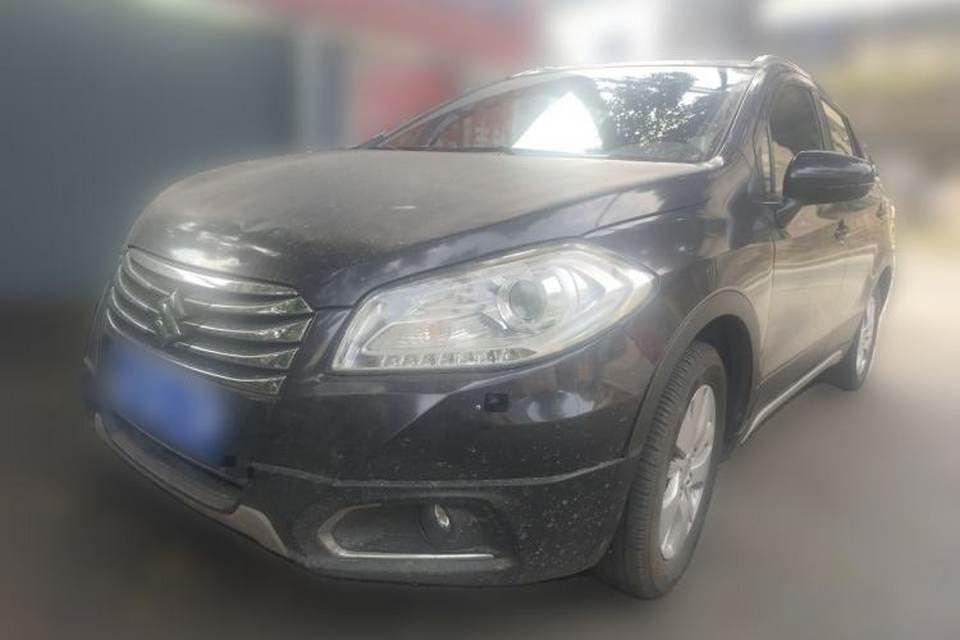 Suzuki S-Cross 2014