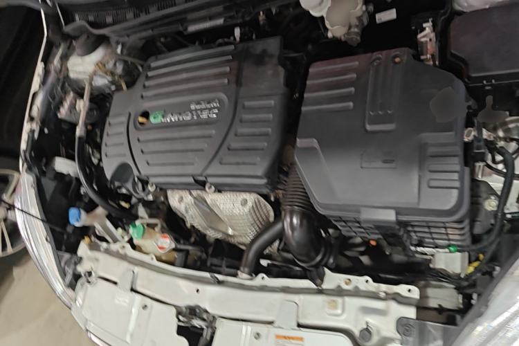 Used Suzuki S-Cross 2014 1.6L CVT Four-Wheel Drive Luxury Version Engine Bay