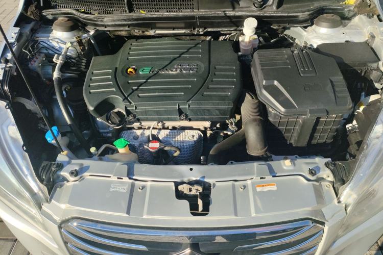 Used Suzuki S-Cross 2014 1.6L Manual Two-Wheel Drive Elite Model Engine Bay