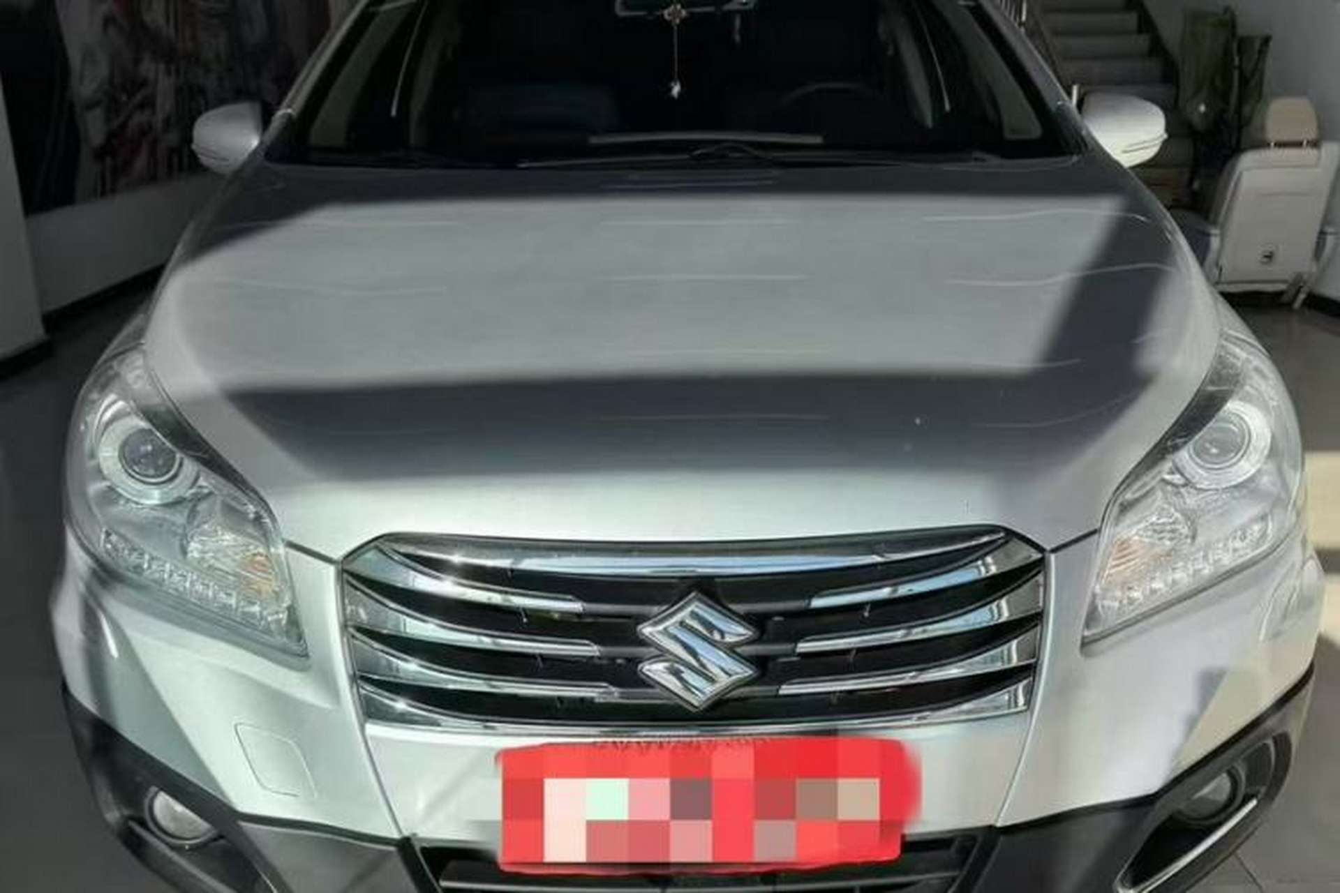 Used Suzuki S-Cross 2014 1.6L CVT Two-Wheel Drive Elite Version Exterior 4