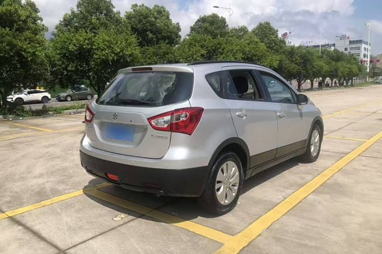 Used Suzuki S-Cross 2014 1.6L CVT Two-Wheel Drive Entry Model Exterior 5