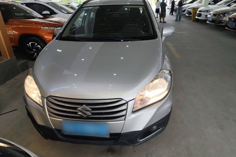 Used Suzuki S-Cross 2014 1.6L CVT Two-Wheel Drive Entry Model Front