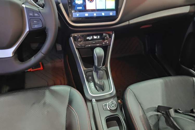 Used Suzuki S-Cross 2014 1.6L CVT Four-Wheel Drive Luxury Version Gear Lever