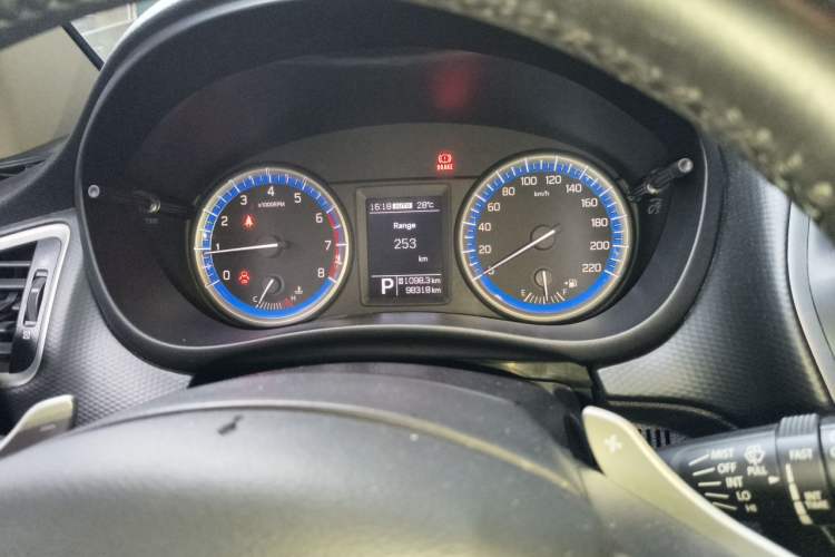 Used Suzuki S-Cross 2014 1.6L CVT Four-Wheel Drive Luxury Version Instrument Cluster