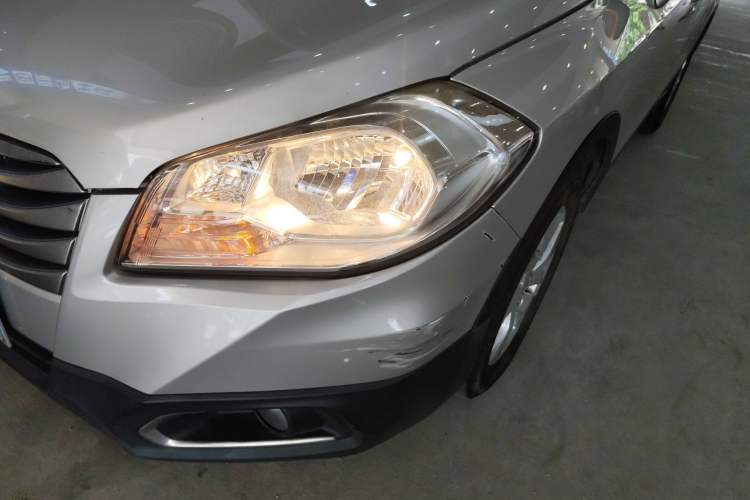 Used Suzuki S-Cross 2014 1.6L CVT Two-Wheel Drive Entry Model Left Front Headlight