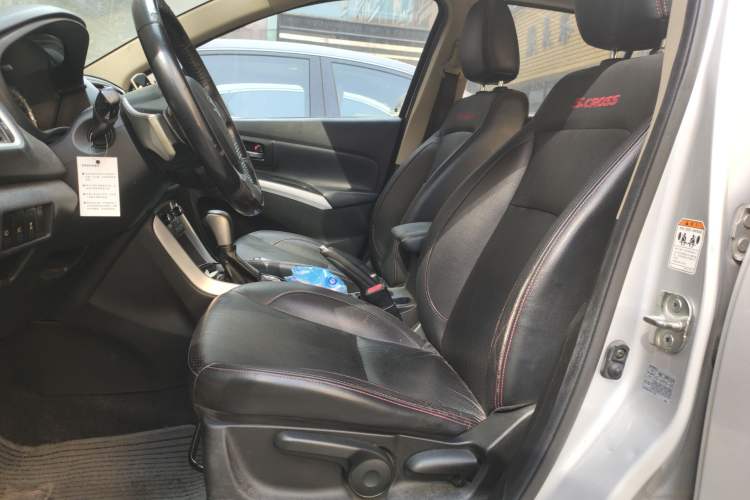 Used Suzuki S-Cross 2014 1.6L CVT Two-Wheel Drive Elite Version Left Front Seat